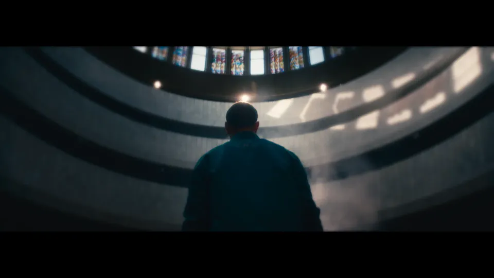 DJ — frame 4